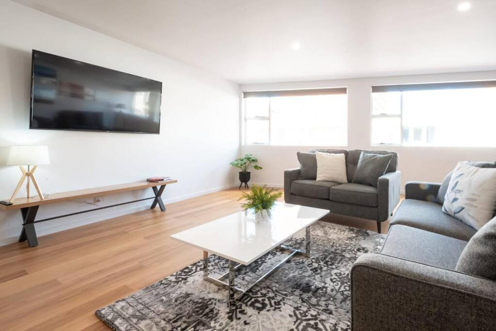 Central Modern 2 Bedroom With Wifi ロンセストン エクステリア 写真