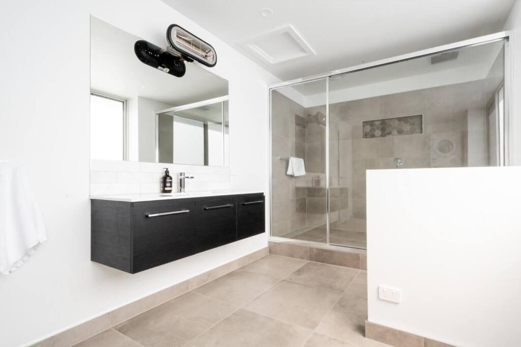 Central Modern 2 Bedroom With Wifi ロンセストン エクステリア 写真