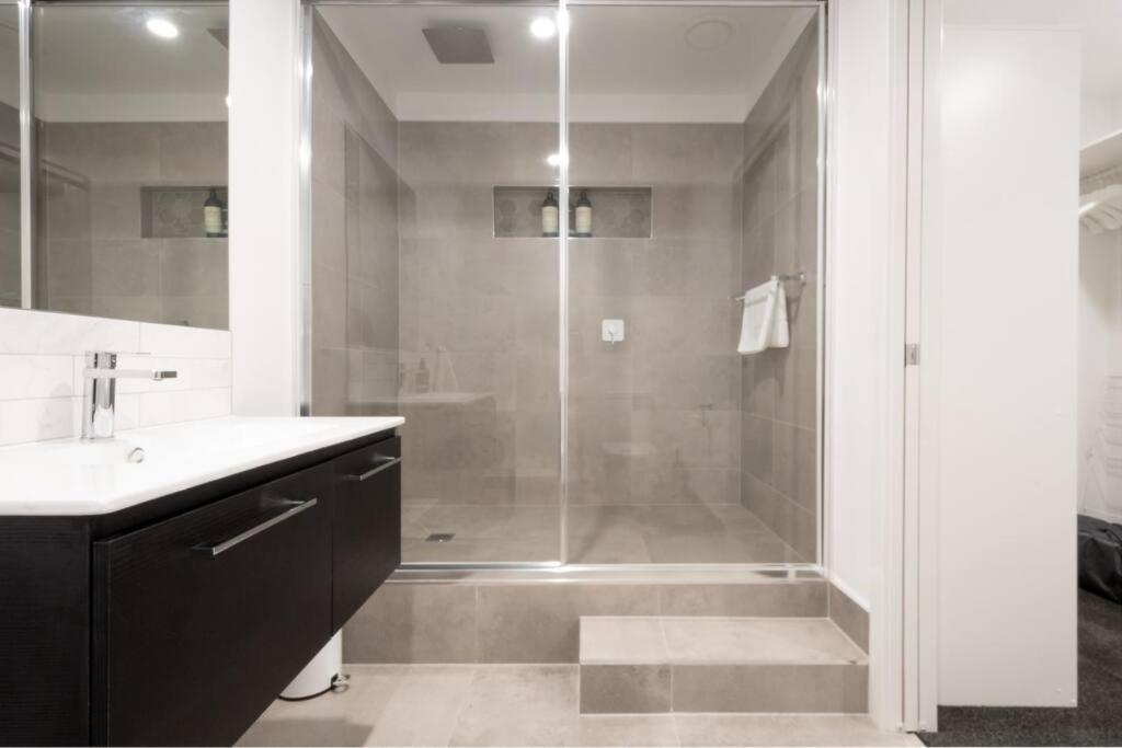 Central Modern 2 Bedroom With Wifi ロンセストン エクステリア 写真