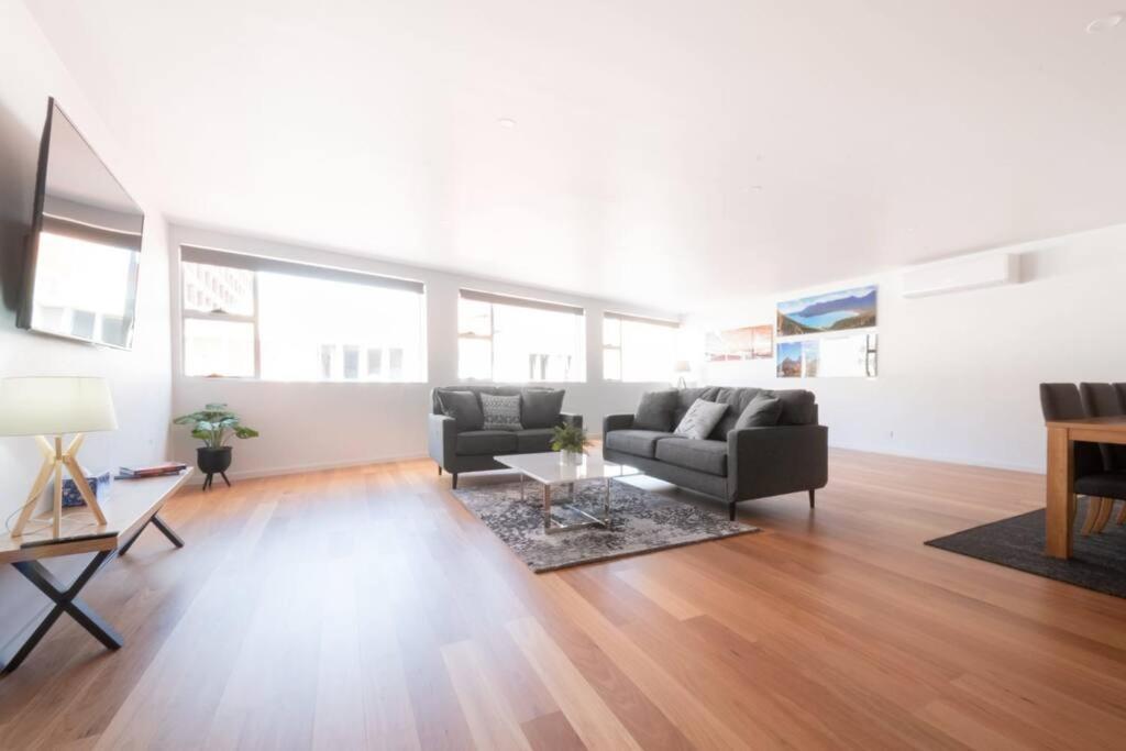 Central Modern 2 Bedroom With Wifi ロンセストン エクステリア 写真